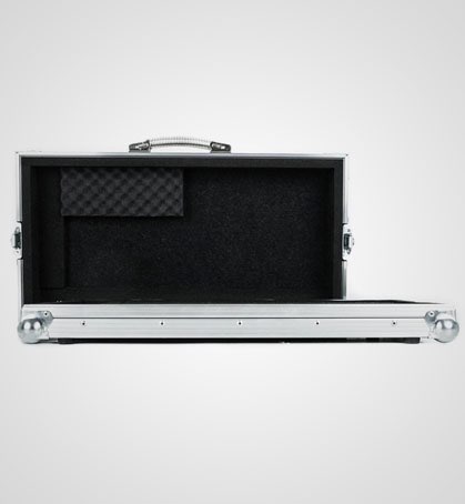 Boss gt 1000 store flight case